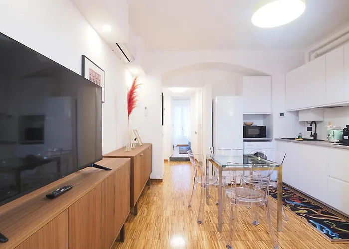 Arco Della Pace Charming Apartment