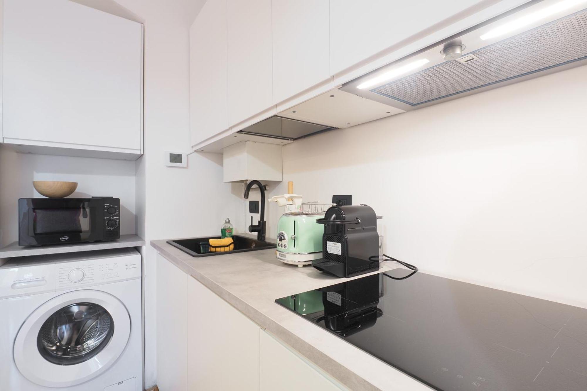 Arco Della Pace Charming Appartement