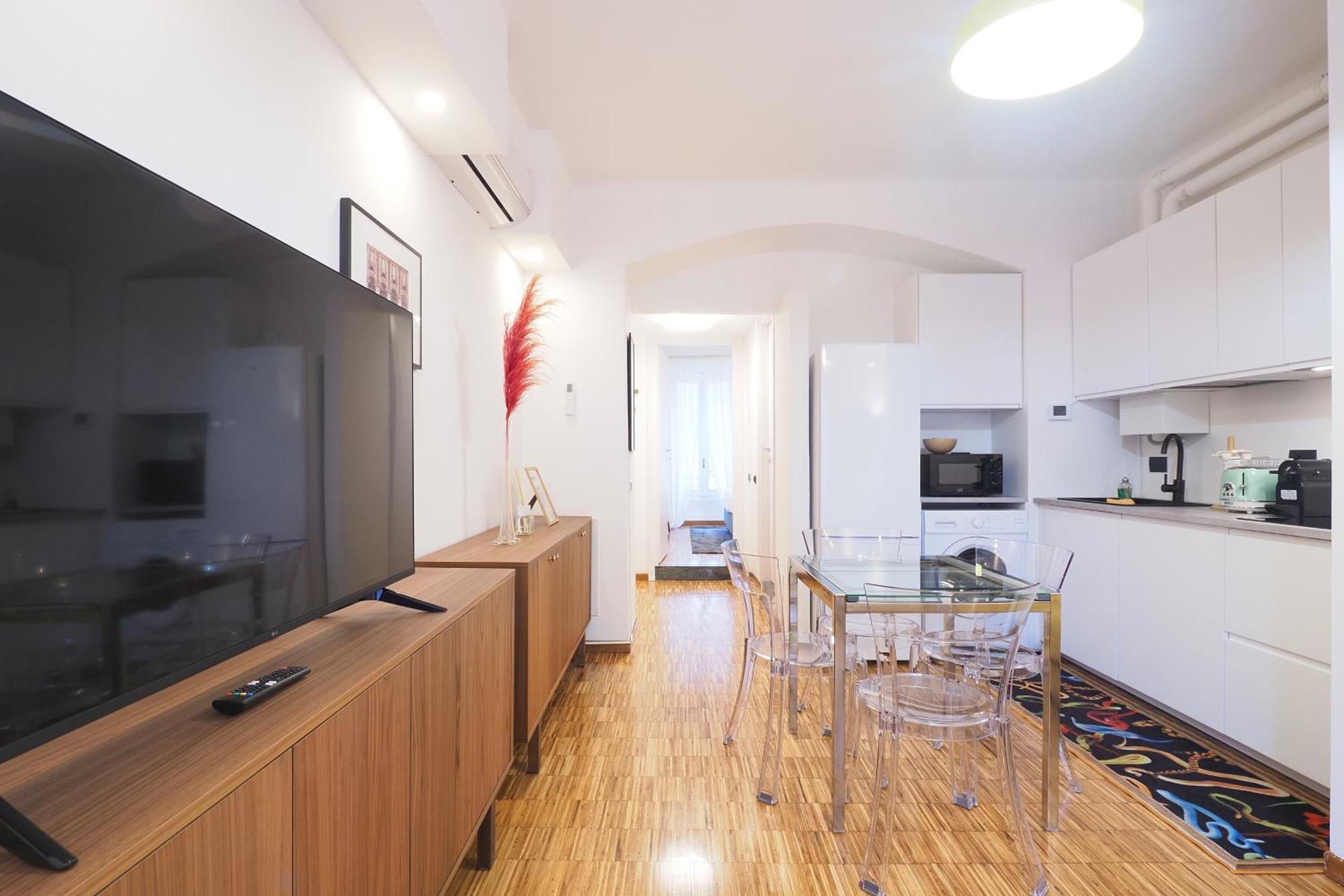 Arco Della Pace Charming Appartement