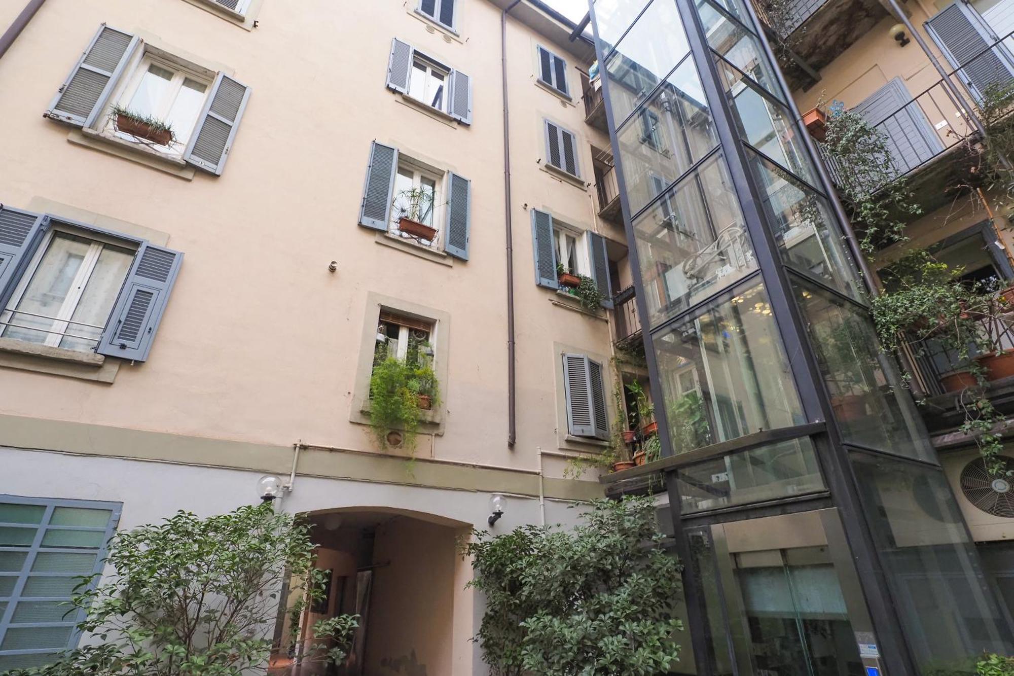 Arco Della Pace Charming Appartement